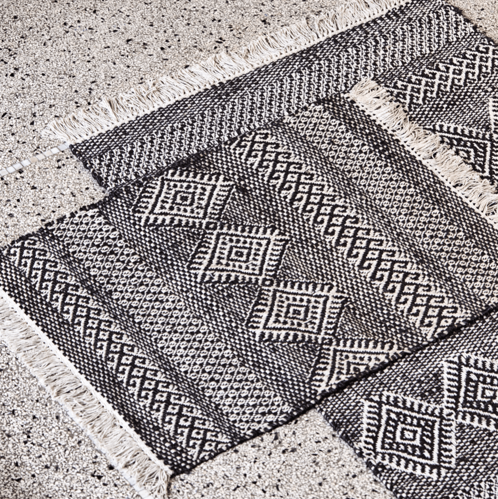 House Doctor Geometric Jute and Cotton Mat - Black - RhoolRugHouse DoctorHouse Doctor Geometric Jute and Cotton Mat - Black