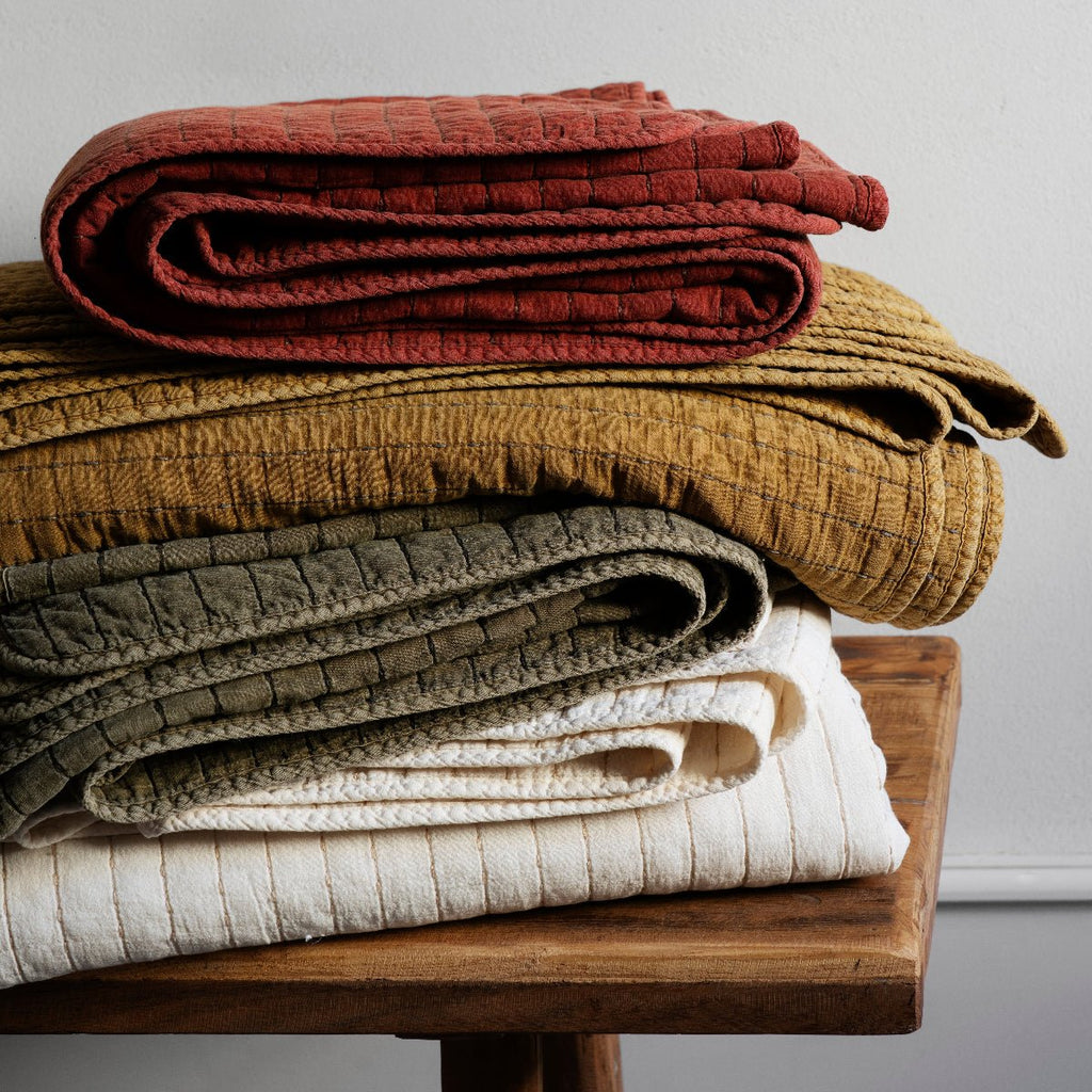 Madam Stoltz Quilted Cotton BedCover - Red Brick - RhoolQuiltMadam StoltzMadam Stoltz Quilted Cotton BedCover - Red Brick