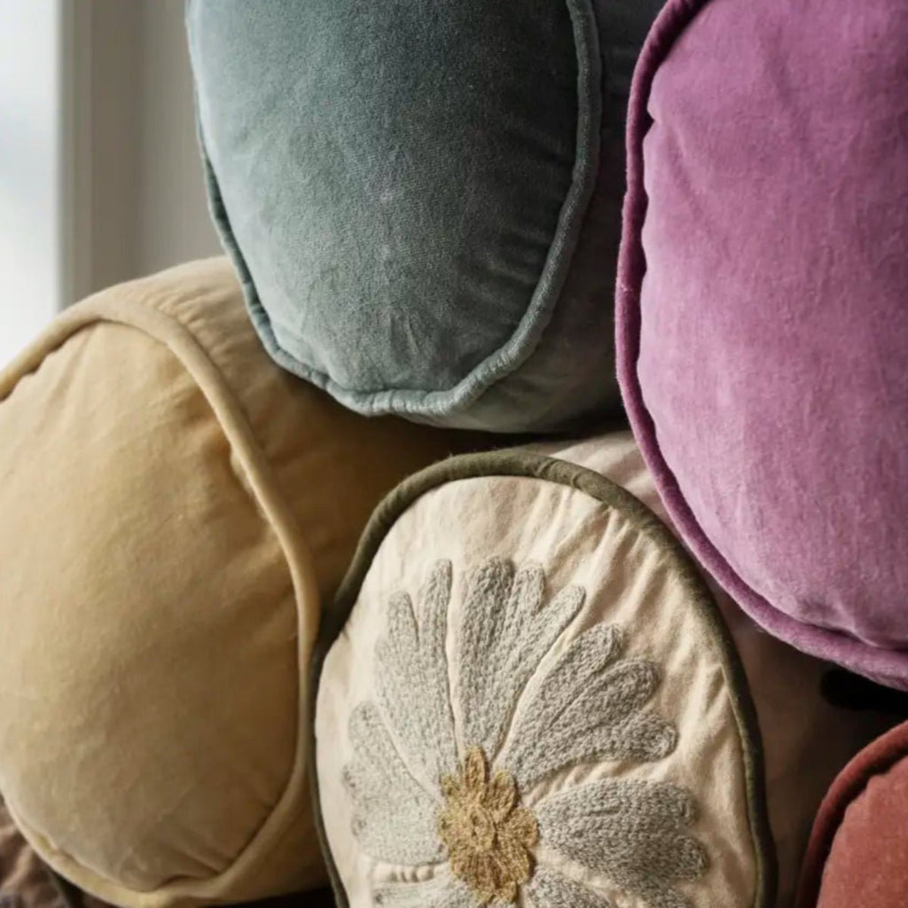 Madam Stoltz - Velvet Bolster Cushion - Lilac - RhoolCushionMadam StoltzMadam Stoltz - Velvet Bolster Cushion - Lilac