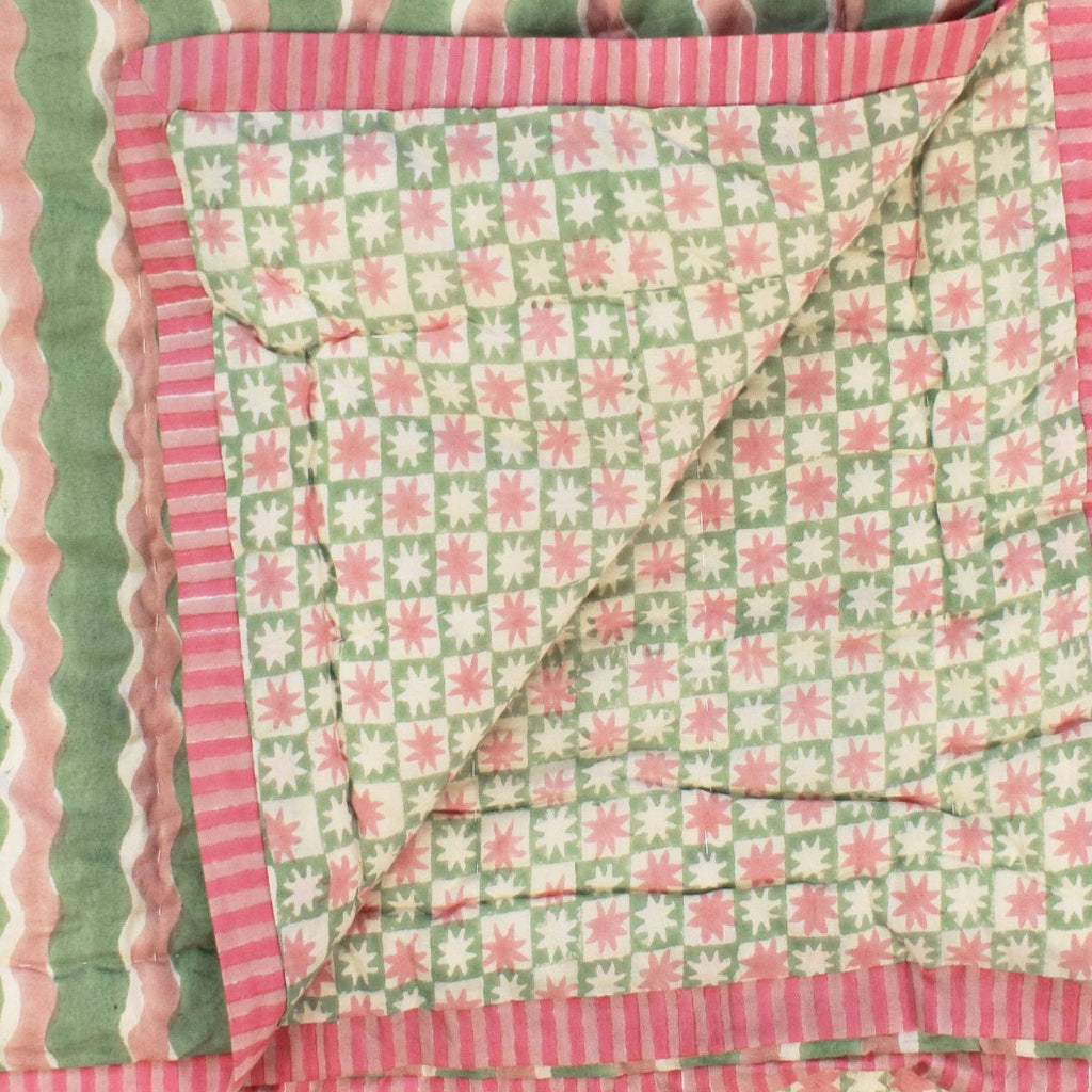 Yonder Organic Cotton Quilted Blanket - Peppermint/Pin Wheel - RhoolQuiltYONDER.Yonder Organic Cotton Quilted Blanket - Peppermint/Pin Wheel