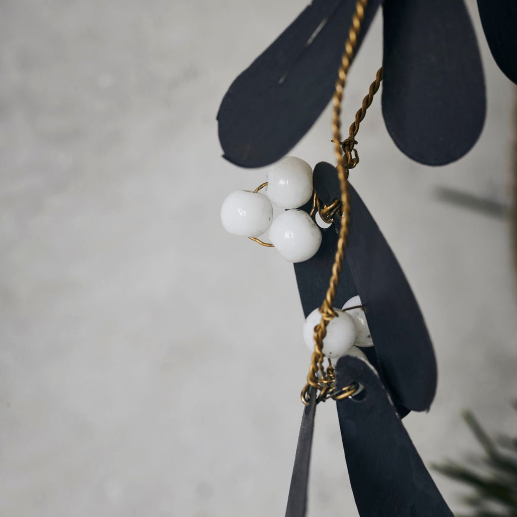 Metallic Mistletoe Decoration - RhoolBaubleHouse DoctorMetallic Mistletoe Decoration