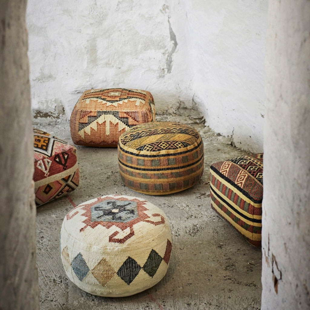 Round Woven Jute Pouffe - RhoolPoufMadam StoltzRound Woven Jute Pouffe